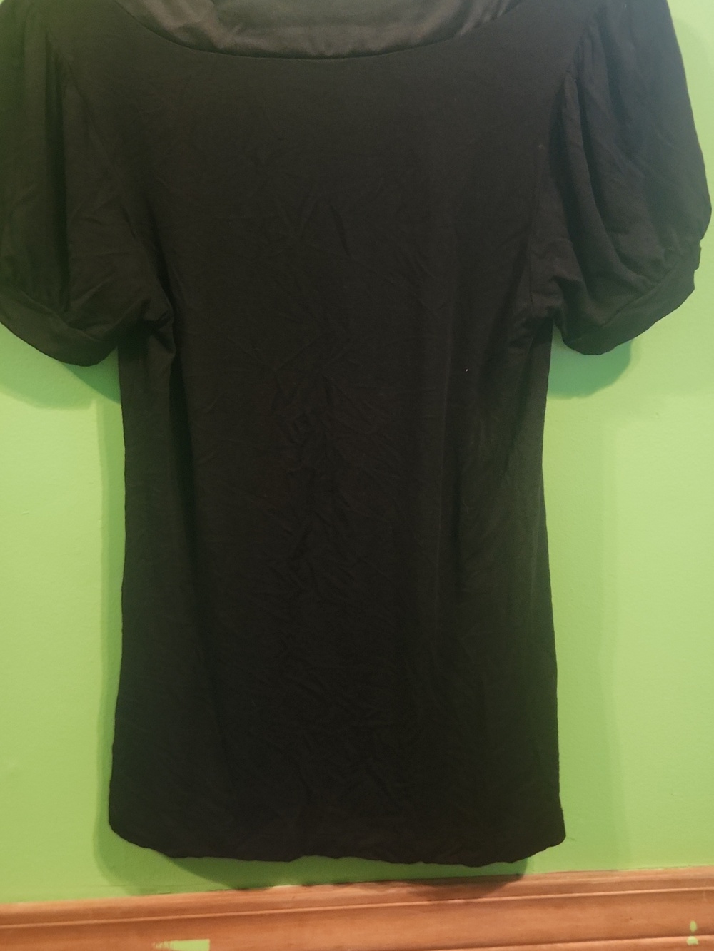 2 Geometric Shape Tops - Picture 10 of 10
